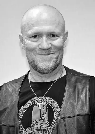 マイケル・ルーカー